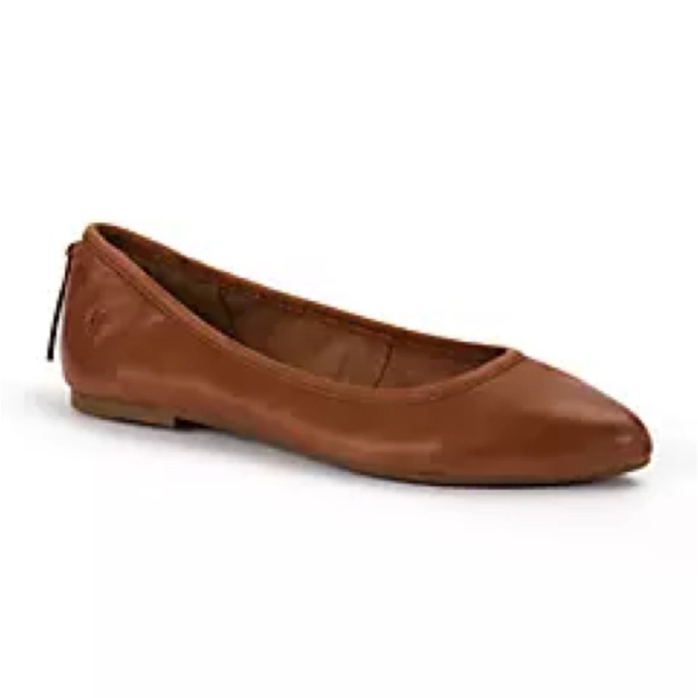 NEW Frye Regina Leather Flats - Size 6